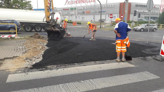 Trwają prace przygotowawcze do remontu ulicy Żółkiewskiego w Toruniu. Ważne informacje dla kierowców!