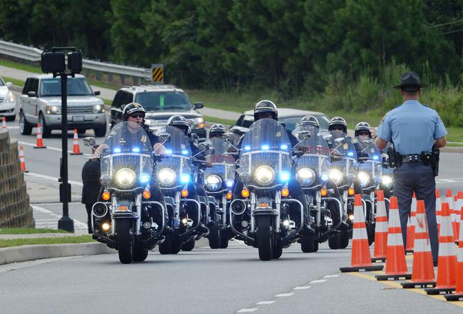 pogrzeb bobbi kristin