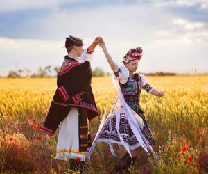 Nowy trend ślubny w Polsce. To prawdziwy hit i jednocześnie powrót do korzeni! 