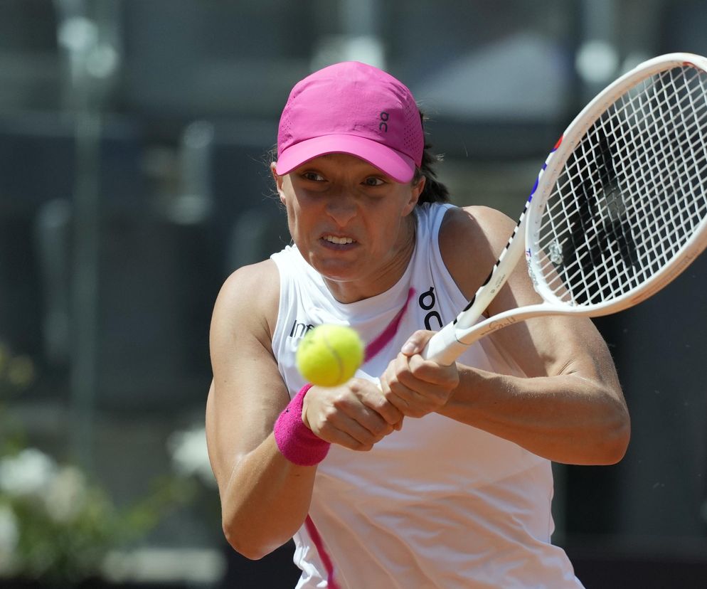 Iga Świątek - Naomi Osaka Relacja NA ŻYWO Roland Garros Świątek - Osaka WYNIK NA ŻYWO Relacja live