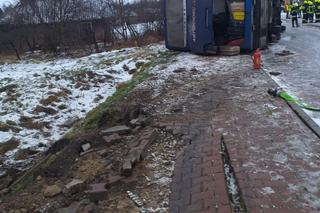 Wypadek autokaru w miejscowości Gołębie