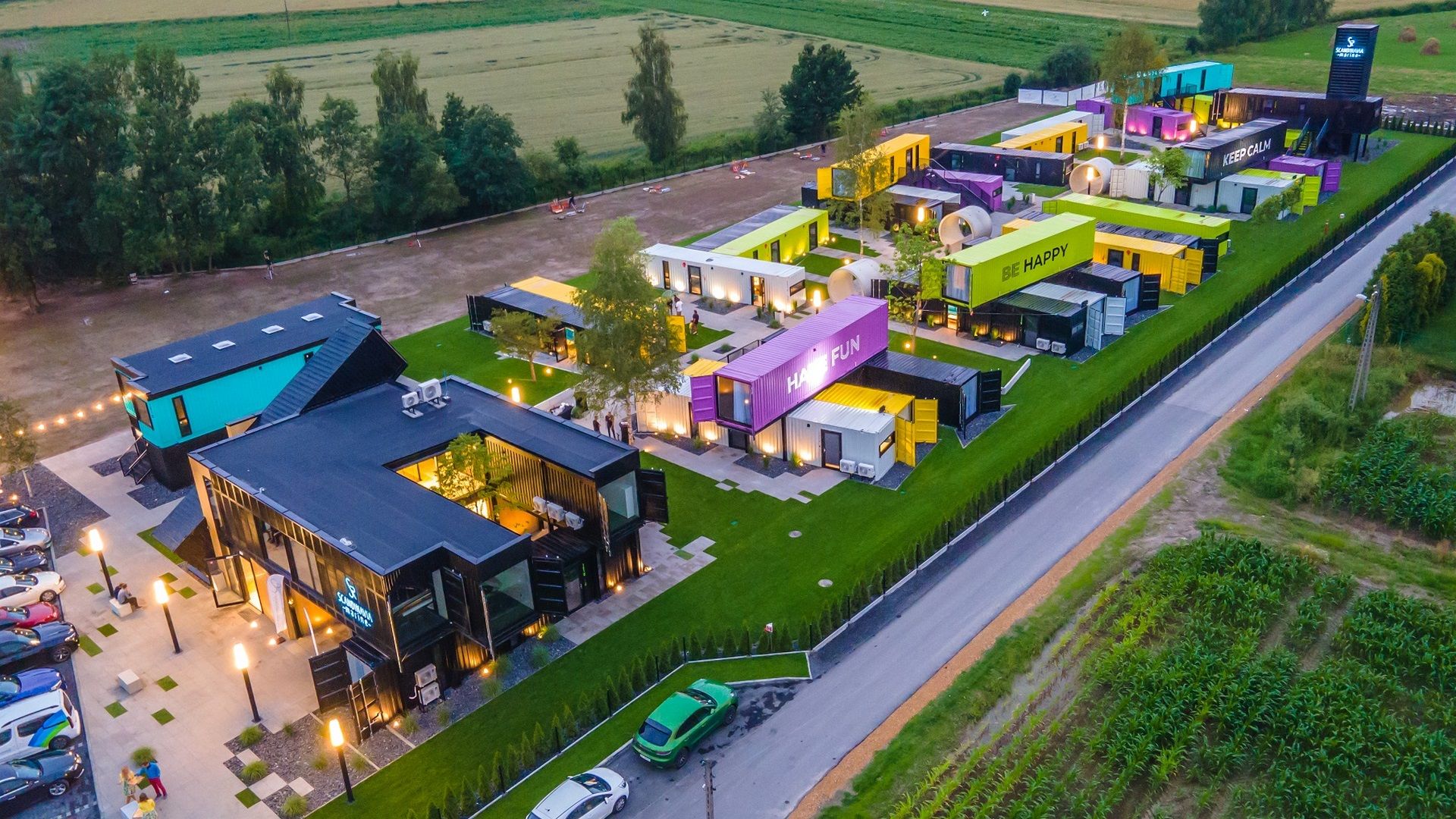 Scandinavia Marine: hotel z kontenerów w Zatorze