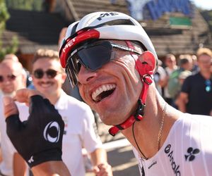 Tour de Pologne 2025. Młody Brytyjczyk triumfuje w Zakopanem. Walka o koszulkę lidera wchodzi w decydującą fazę