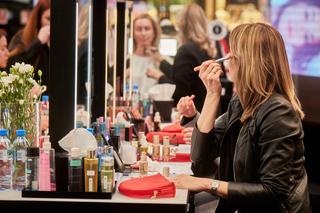 Sephora rozpoczyna całoroczny program wzmacniających warsztatów makijażowych