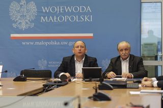 Potwierdzono ogniska choroby zakaźnej. Wojewoda zwołał Zespół Zarządzania Kryzysowego