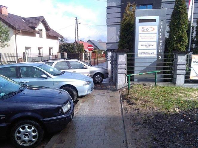 Mistrzowie Parkowania ze Starachowic i okolic. Musicie to zobaczyć