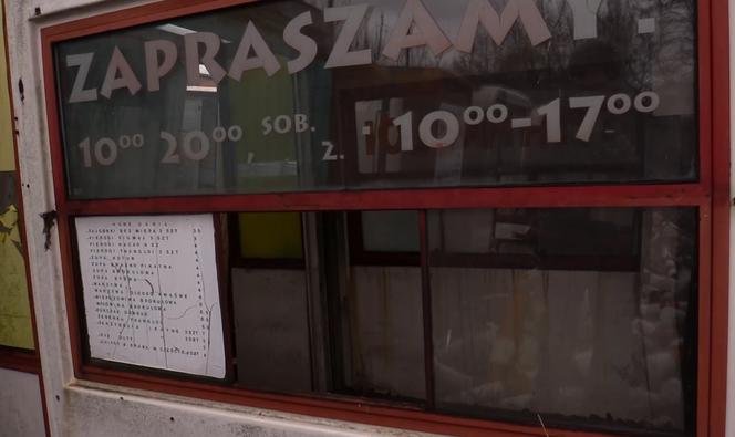Cmentarzysko food trucków w Warszawie