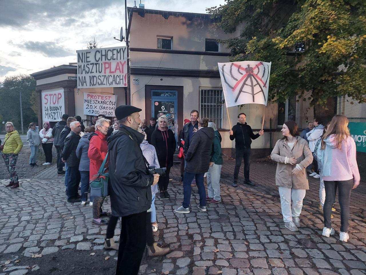 Mieszkańcy Koszyc nie chcą masztu telefonii komórkowej na swoim osiedlu