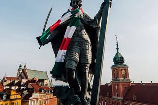 Udekorowanie Kolumny Zygmunta III Wazy w barwy  Legii Warszawa