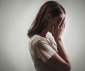 Psychoza - przyczyny, objawy i leczenie