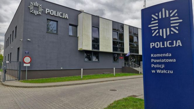 Ukryta kamera na komendzie. Policjant podglądał inne osoby