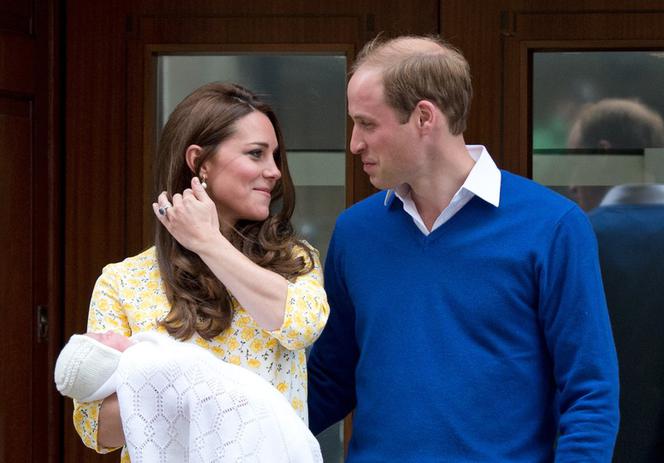 Księżna Kate i książę William z córeczką