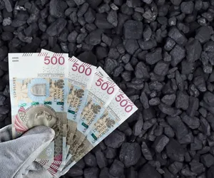 Dodatek węglowy 2023: czy świadczenie będzie wypłacane? Jakie są plany rządu? 