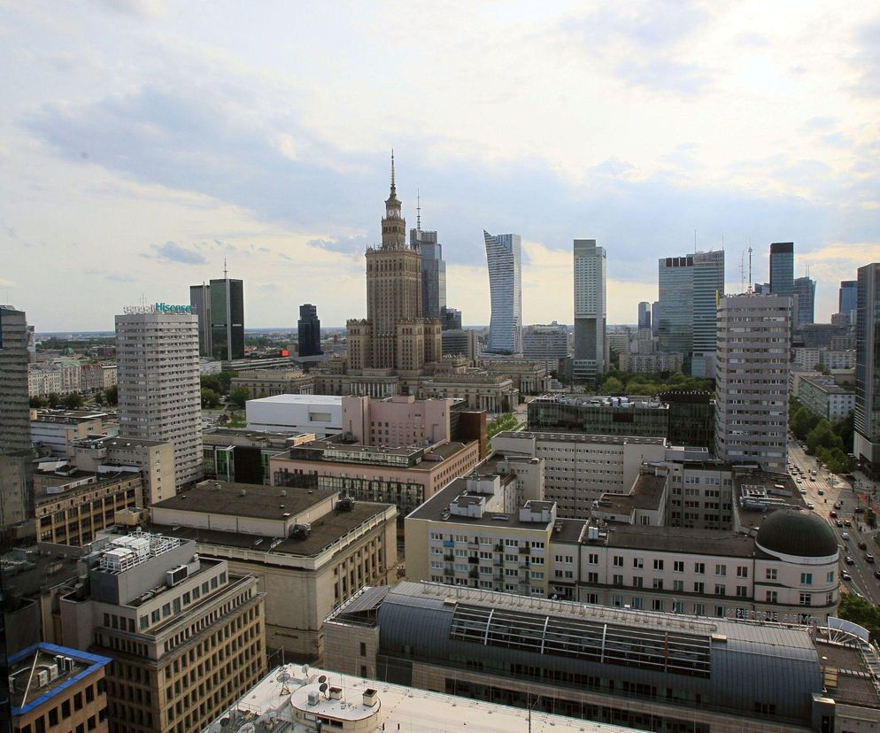 Z tych puzzli powstanie piękny widok na Warszawę. Spróbuj je ułożyć