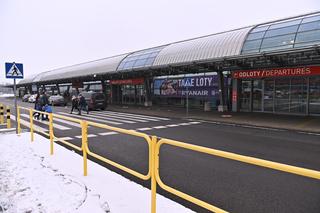 Wielka rewolucja dla pasażerów lotniska w Modlinie. To koniec koszmaru?! Jest decyzja