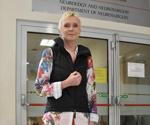 Coś się poprawia. Ewa Błaszczyk z nadzieją o zdrowiu córki