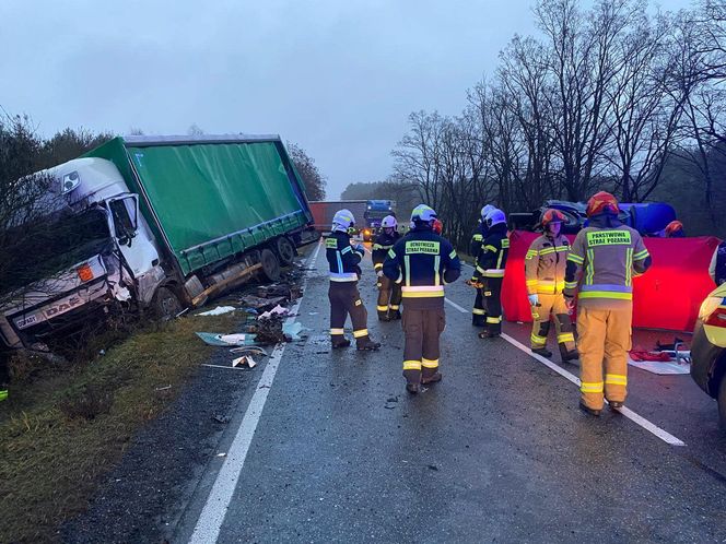 Tragiczny wypadek na DK 10 w Przyłubiu! Zginęła jedna osoba