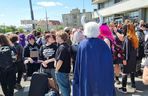 Pyrkon 2025. Tłumy uczestników przed MTP  