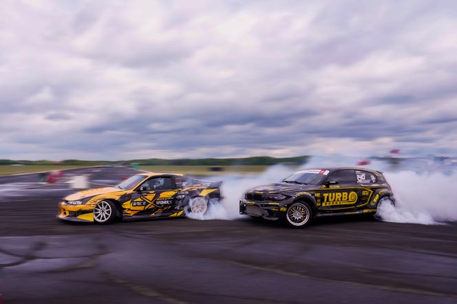 SkillZone Festiwal - motoryzacyjne emocje na lotnisku w Mielcu