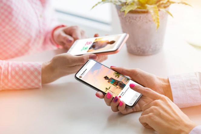 Idealne rodziny z Instagrama budzą presję? Sprawdź jak przestać porównywać się do innych rodziców