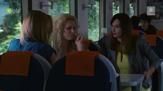 Przyjaciółki 8 sezon odcinek 87. Zuza (Anita Sokołowska), Patrycja (Joanna Liszowska), Inga (Małgorzata Socha)