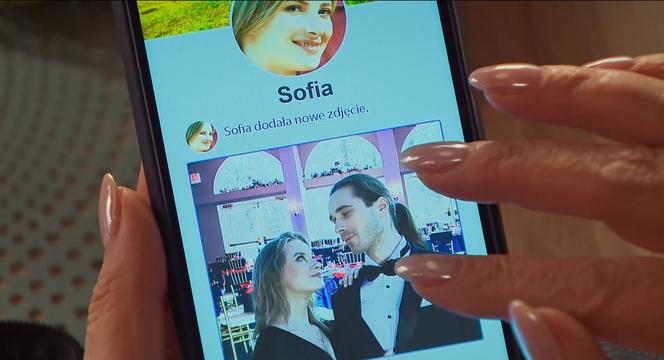 Barwy szczęścia odc. 2803. Zdjęcie Cezarego i Sofii z bankietu