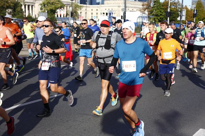 Uczestnicy 46. edycji Nationale-Nederlanden Maratonu Warszawskiego