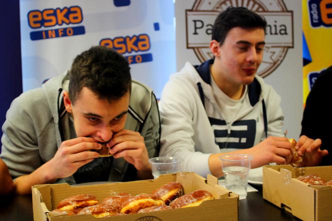 Mistrzostwa w jedzeniu pączków w Szczecinie