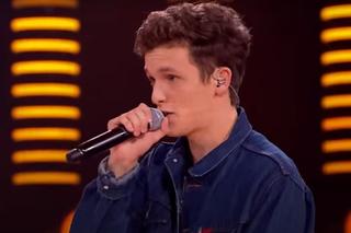 Szymon Czyżewski z The Voice of Poland celowo zmienił tekst piosenki? Wszystko przez wiarę!