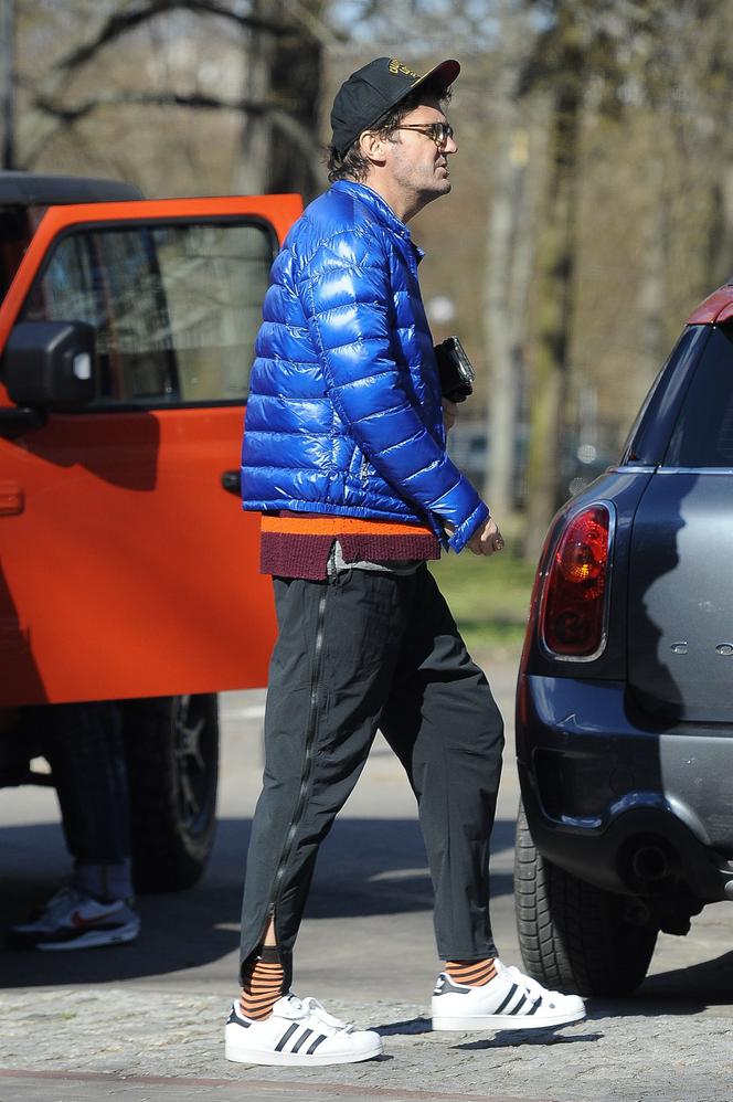 Kuba Wojewódzki nie potrafi zejść z samochodu 