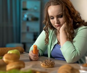 Nawet w święta martwisz się oponką na brzuchu? Oto co przeszkadza w jej pokonaniu