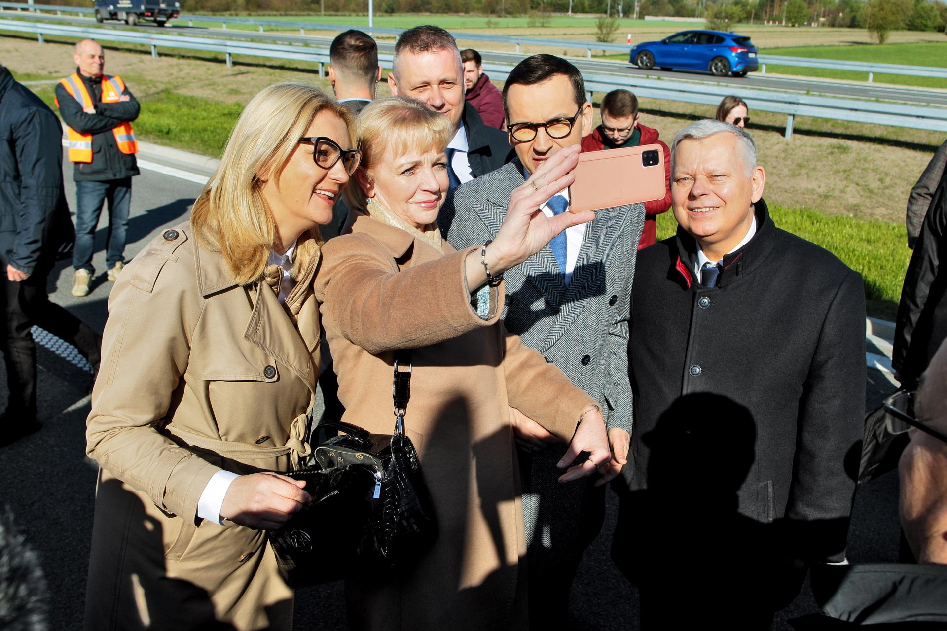 Morawiecki: Dzieci piszą: Tato kiedy będziesz? Tęsknimy