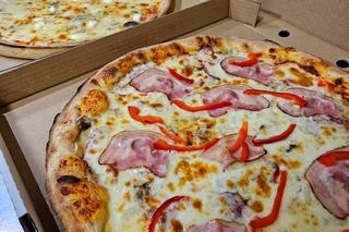 Petarda! To najostrzejsza pizza w Polsce. „Po pierwszym kawałku goście dostają taki tępy wzrok”