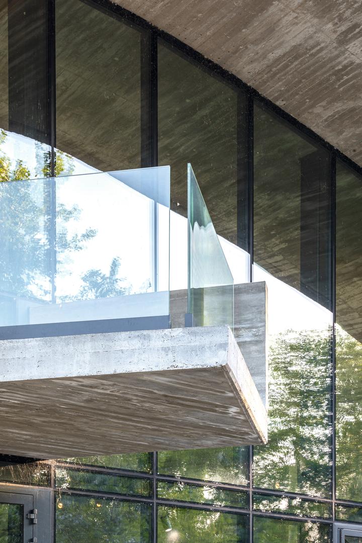 Pawilon edukacyjny Kamień na Golędzinowie w Warszawie 24