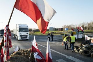 Protest przewoźników na DK 12. Olbrzymie utrudnienia przy granicy w Dorohusku