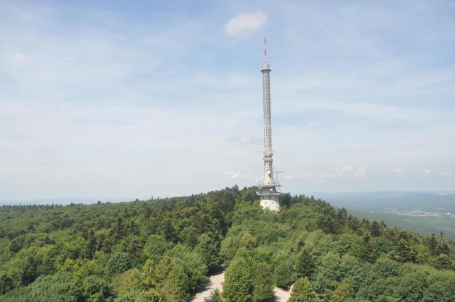 Turyści na Świętym Krzyżu. 12 lipca 2024