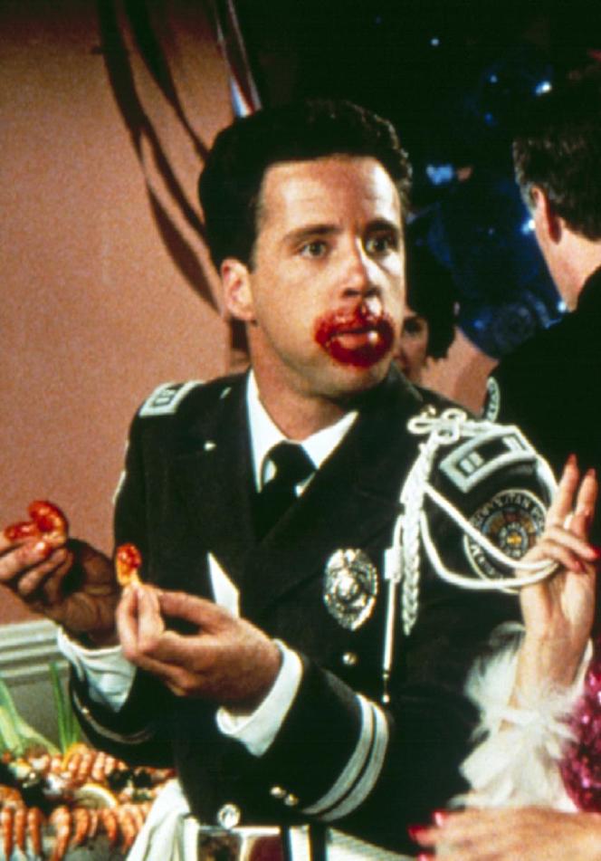Steve Guttenberg w roli Mahoneya w "Akademii Policyjnej" 