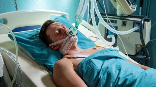 Barwy szczęścia, odcinek 3231: Błażej znów wyląduje w szpitalu! Nie zdoła ocalić Łukasza