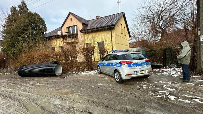 Tajemnicza śmierć dwóch młodych braci w domu pod Warszawą. Mieli 33 i 38 lat