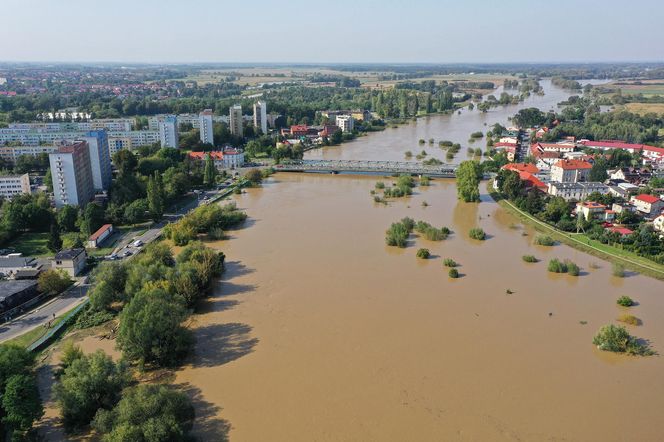 Tak wygląda Oława w czasach powodzi 2024 roku. Poruszający materiał