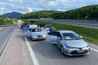 Seniorka oszukiwała seniorów z Małopolski i Podkarpacia! Pomagali jej dwaj taksówkarze