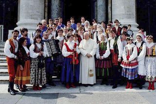 Skopanie - wieś na Podkarpaciu, która słynie z produkcji...firanek. Można je kupić nawet w Chile czy Nowej Zelandii 