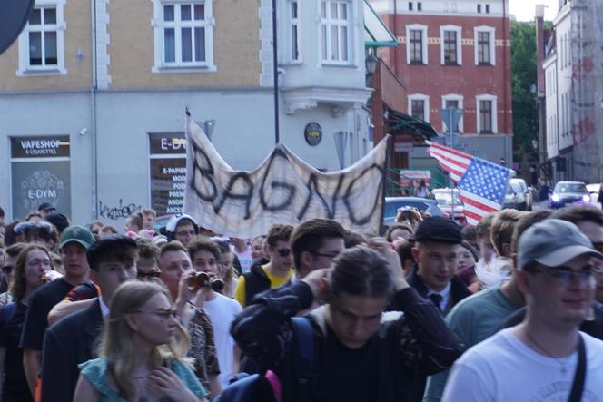 Igry 2024. Barwny korowód studentów przeszedł ulicami Gliwic