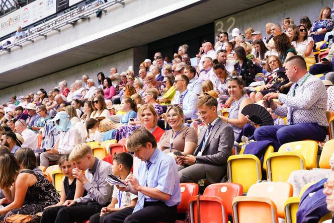 Kongres Świadków Jehowy 2024 na Stadionie Miejskim w Białymstoku