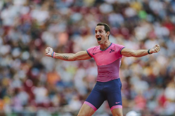 Francuski tyczkarz przeskoczył Szweda. Renaud Lavillenie uzyskał 6,02 m