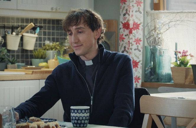 M jak miłość, odcinek 1851: ksiądz Grzegorz (Paweł Janyst)