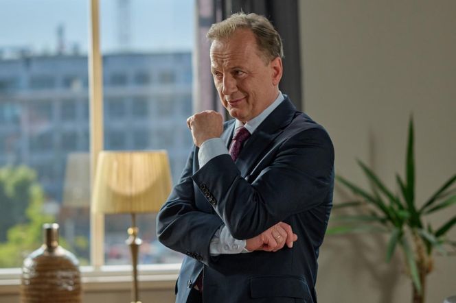 Na Wspólnej odc. 4080. Andrzej Zakościelny (Dariusz Niebudek)