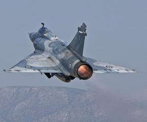 Samolot Mirage 2000