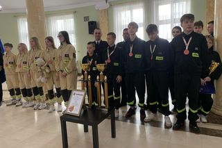 Lubelska młodzież zdeklasowała rówieśników. Dziś odebrała dyplomy i odznaki od wojewody