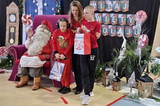 Mikołaj z Rovaniemi odwiedził uczniów Szkoły Podstawowej Specjalnej nr 19
